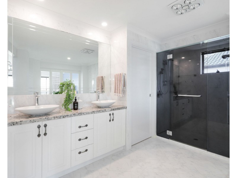 6/1 Raptor Place, Pelican Waters QLD 4551