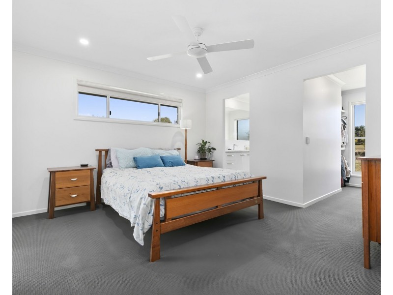 149 Lawson Road, Jones Hill QLD 4570