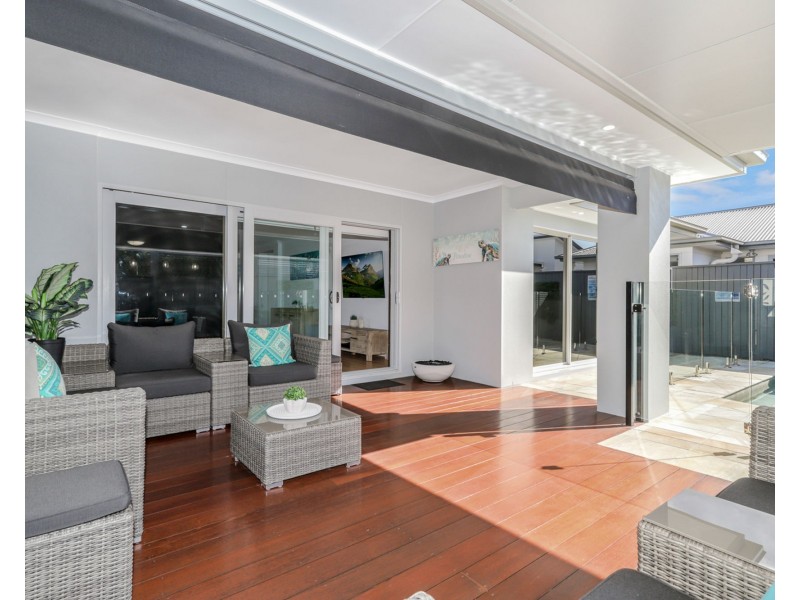 17 Amber Drive, Caloundra West QLD 4551