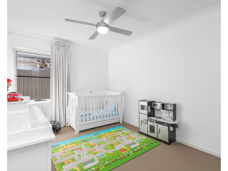 17 Amber Drive, Caloundra West QLD 4551