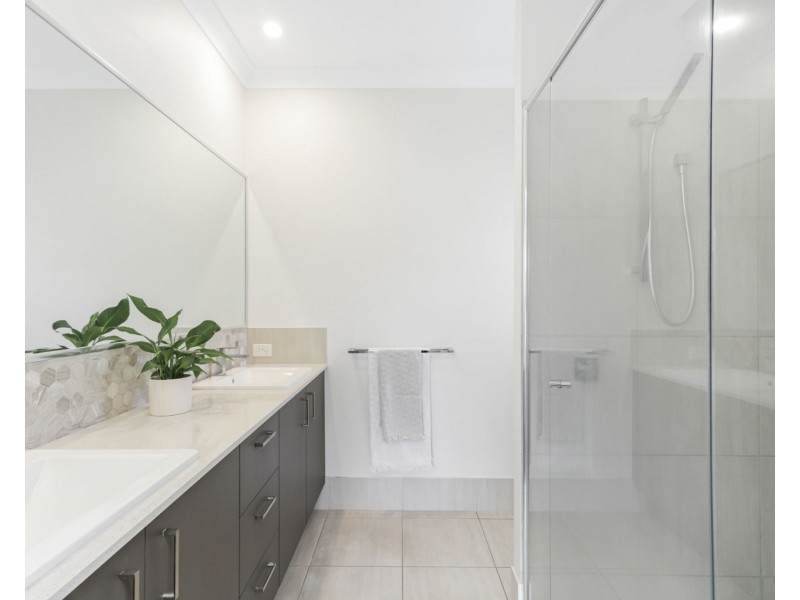 51 Panama Crescent, Mountain Creek QLD 4557