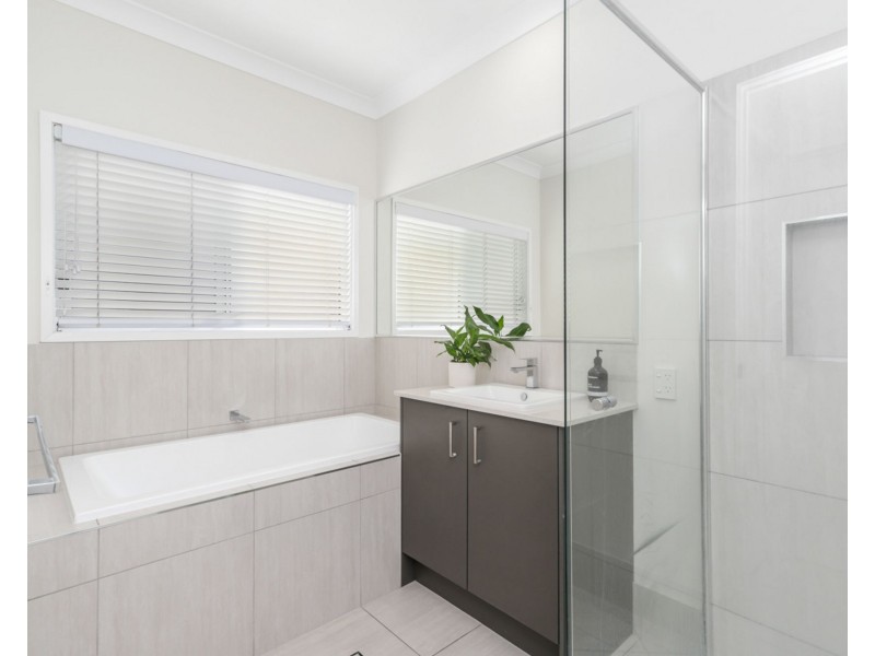 51 Panama Crescent, Mountain Creek QLD 4557