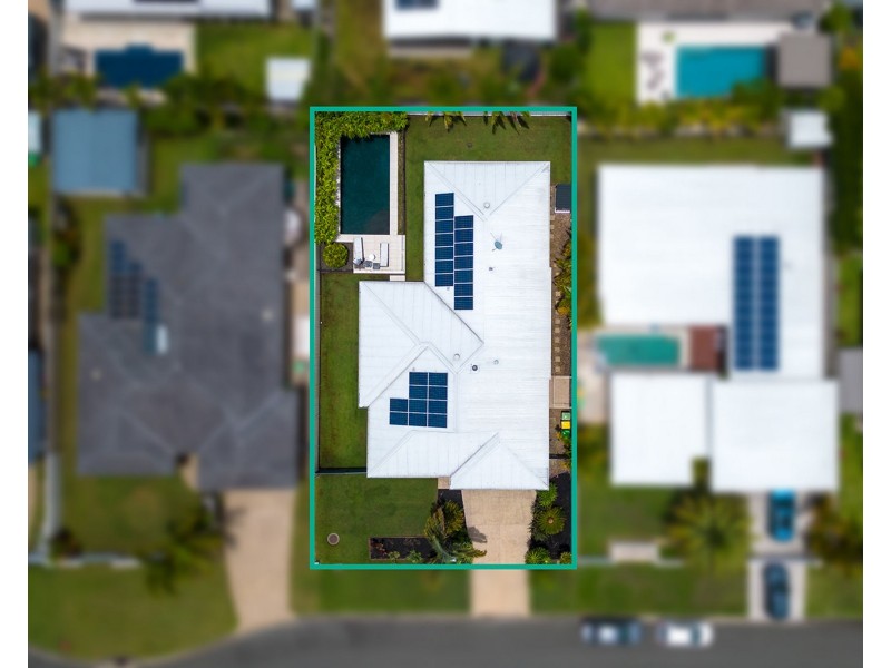 17 Sovereign Circuit, Pelican Waters QLD 4551