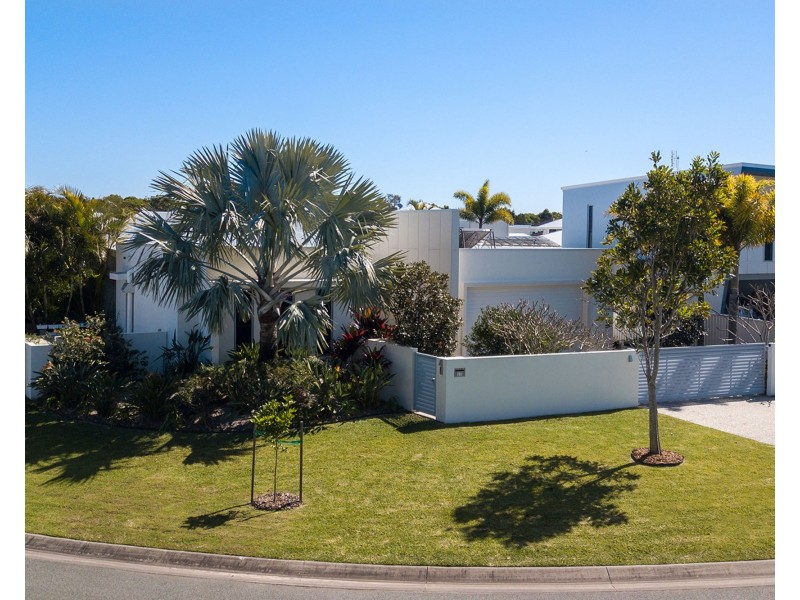 17 Westholme Circuit, Pelican Waters QLD 4551