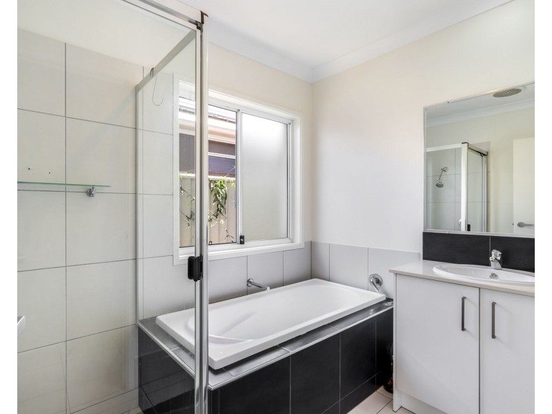13 Burdekin Place, Pelican Waters QLD 4551