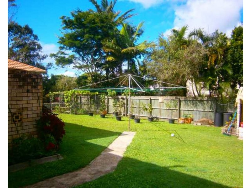 17 Lentara Street, Mooloolaba QLD 4557