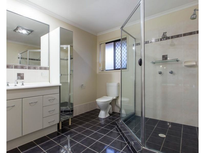 5 Maloney Place, Pelican Waters QLD 4551