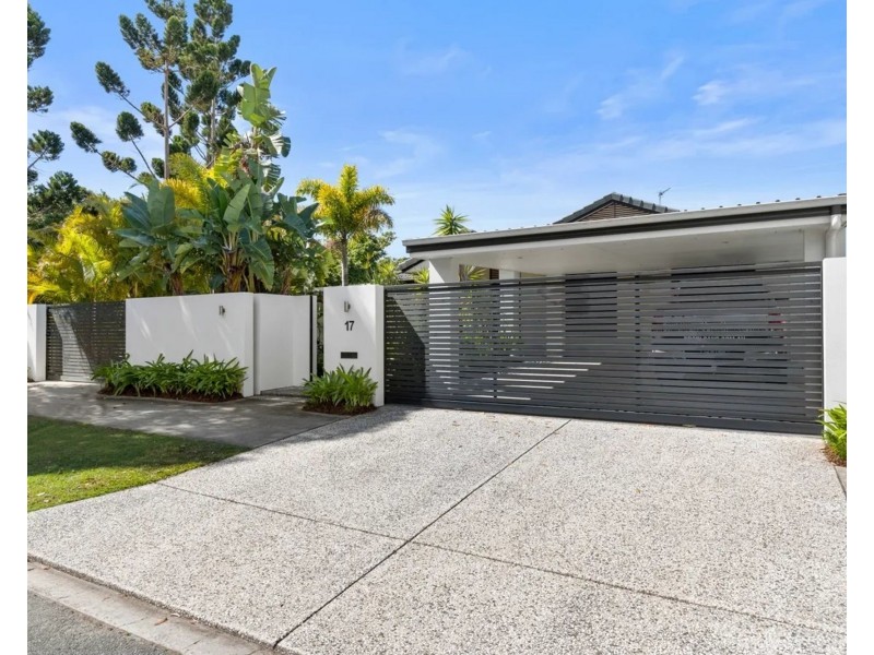 17 Mountain Ash Drive, Mountain Creek QLD 4557