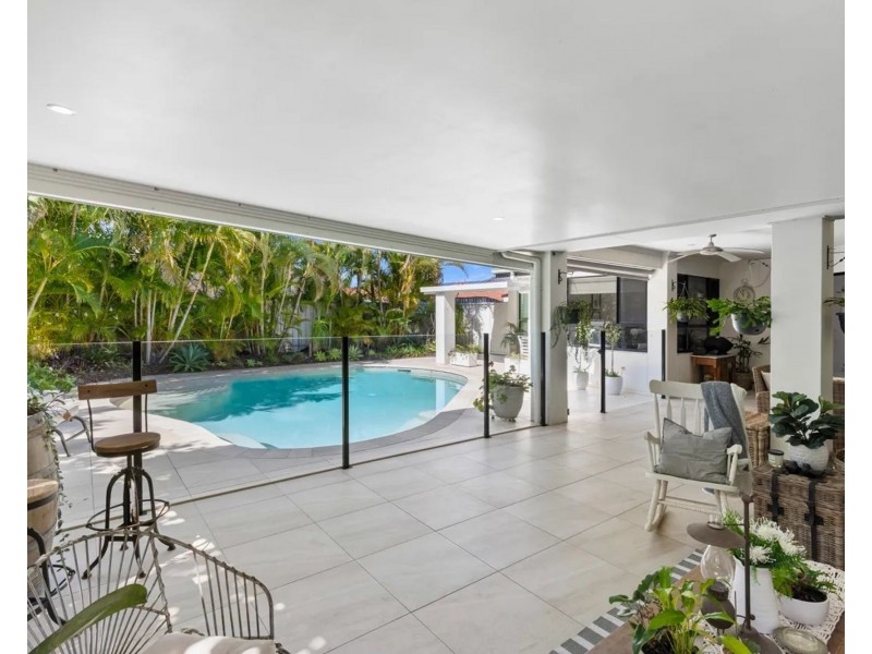 17 Mountain Ash Drive, Mountain Creek QLD 4557
