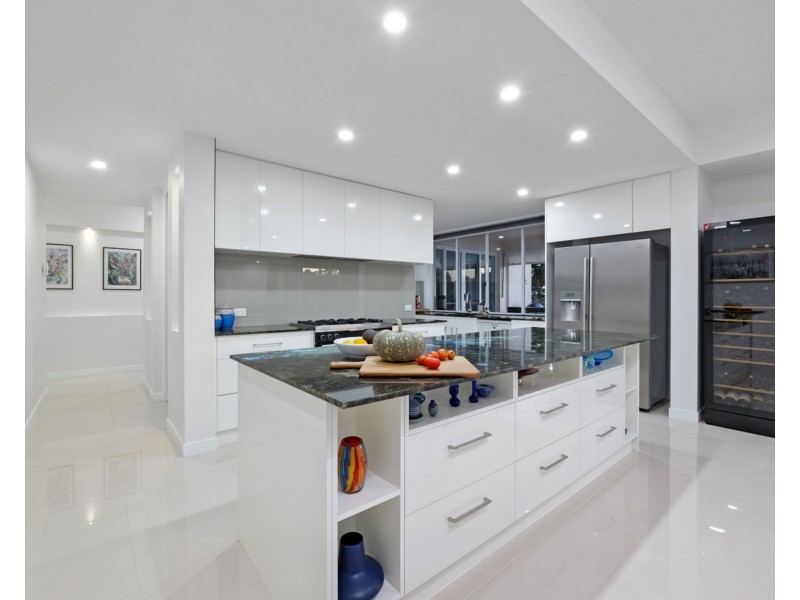 13 Francis Court, Pelican Waters QLD 4551