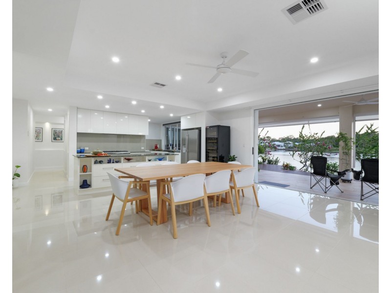 13 Francis Court, Pelican Waters QLD 4551