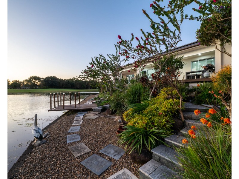 13 Francis Court, Pelican Waters QLD 4551