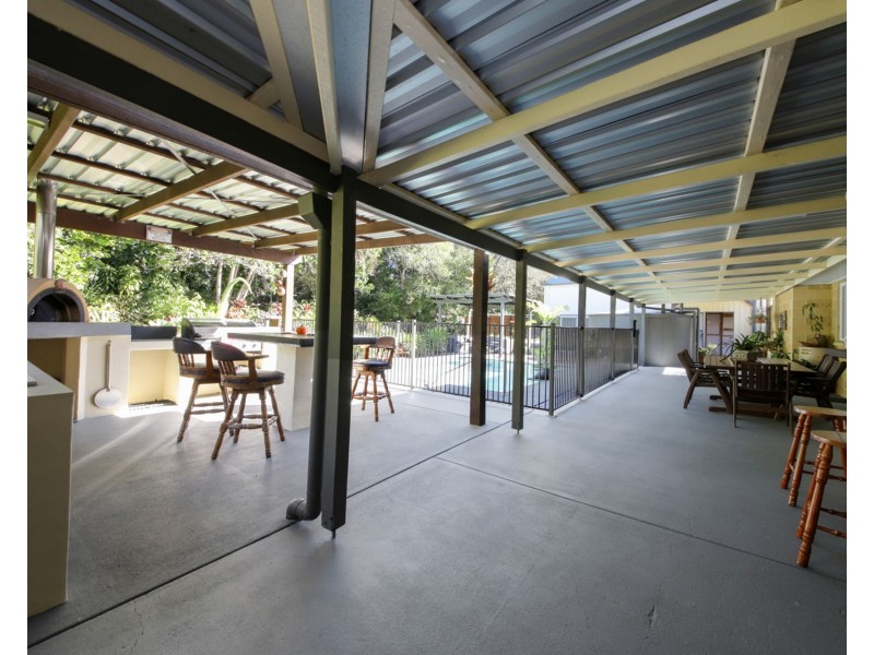 1 Whipbird Place, Glenview QLD 4553