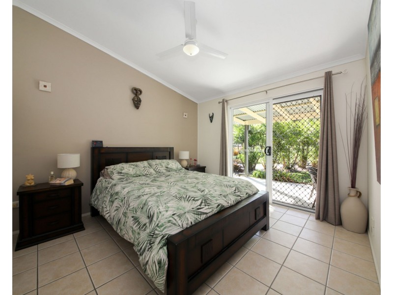 1 Whipbird Place, Glenview QLD 4553