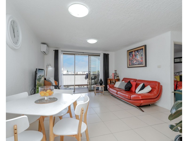 6/3 Sykes Avenue, Kings Beach QLD 4551