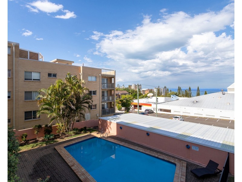 6/3 Sykes Avenue, Kings Beach QLD 4551