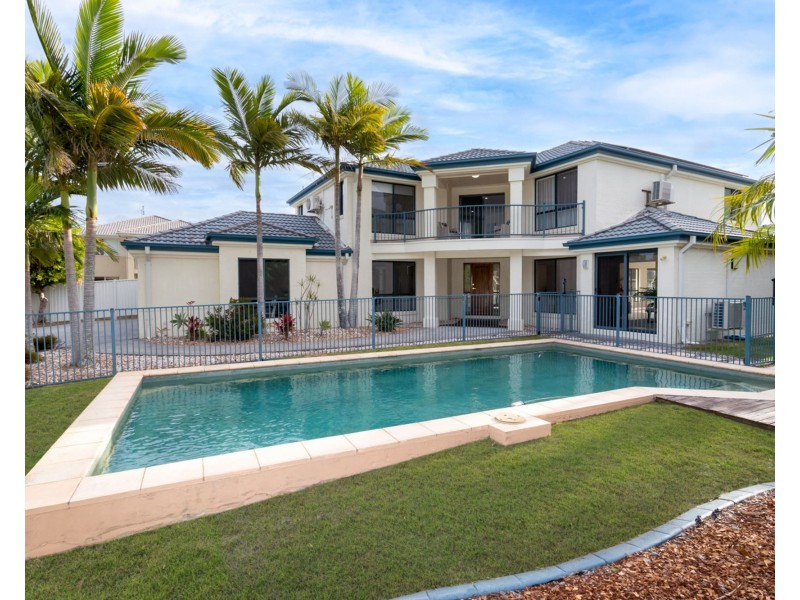 48 Kalowendha Avenue, Pelican Waters QLD 4551