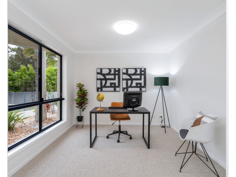 48 Kalowendha Avenue, Pelican Waters QLD 4551