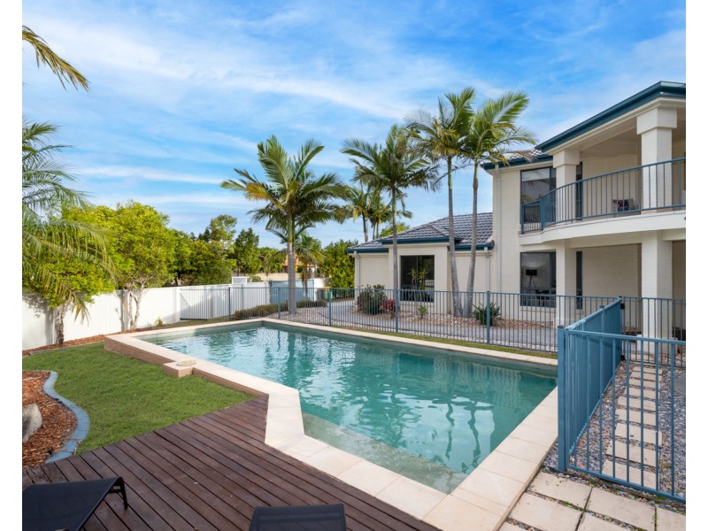 48 Kalowendha Avenue, Pelican Waters QLD 4551