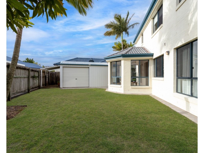 48 Kalowendha Avenue, Pelican Waters QLD 4551