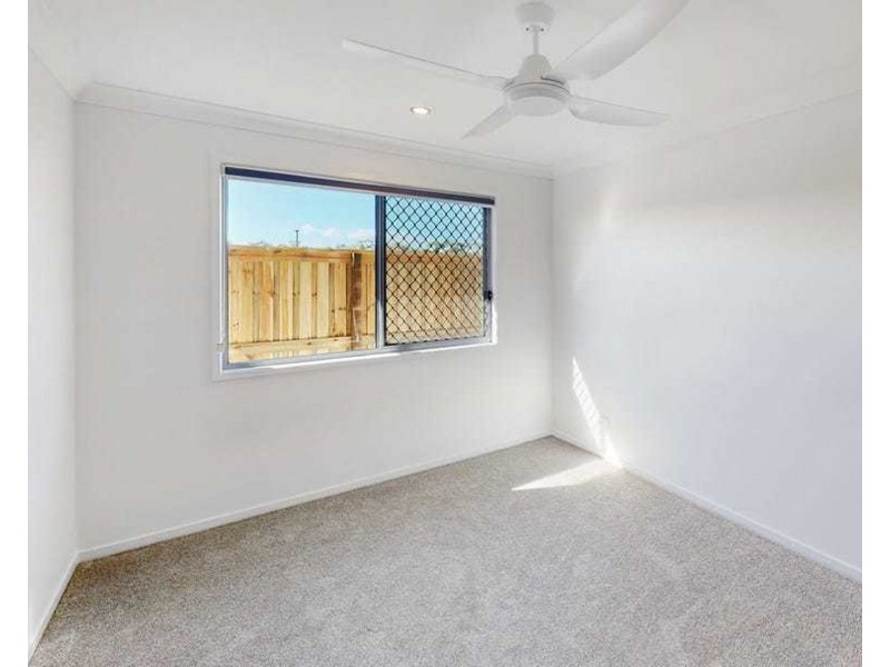 4 Peace Street, Palmview QLD 4553