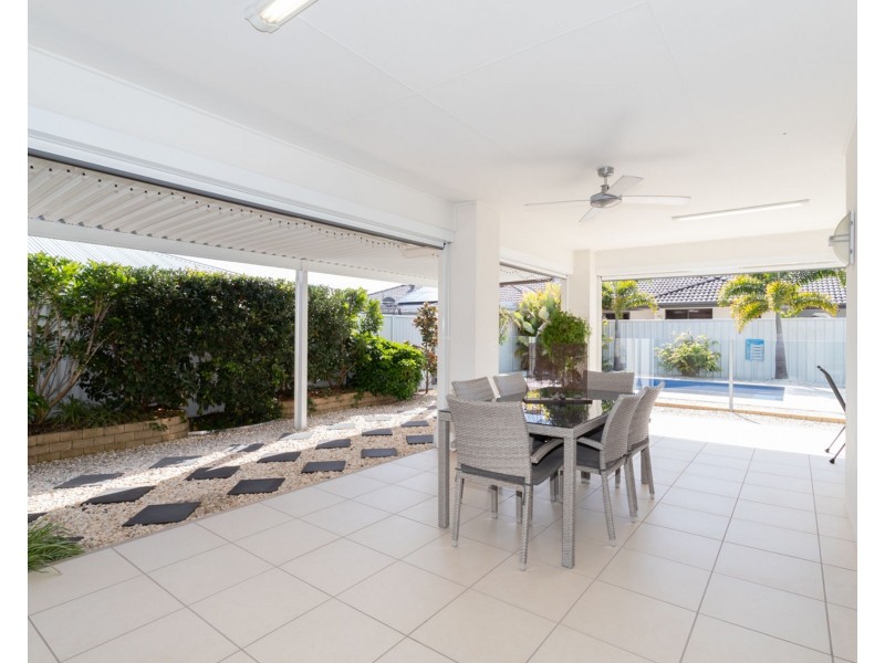 7 Sylvie Street, Pelican Waters QLD 4551