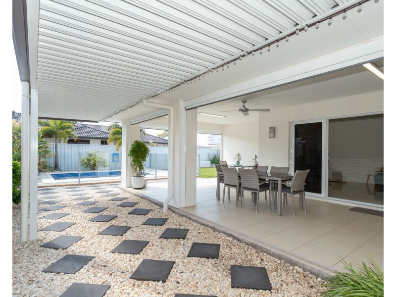 7 Sylvie Street, Pelican Waters QLD 4551