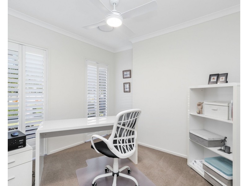 7 Sylvie Street, Pelican Waters QLD 4551