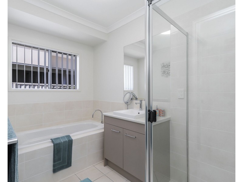 7 Sylvie Street, Pelican Waters QLD 4551