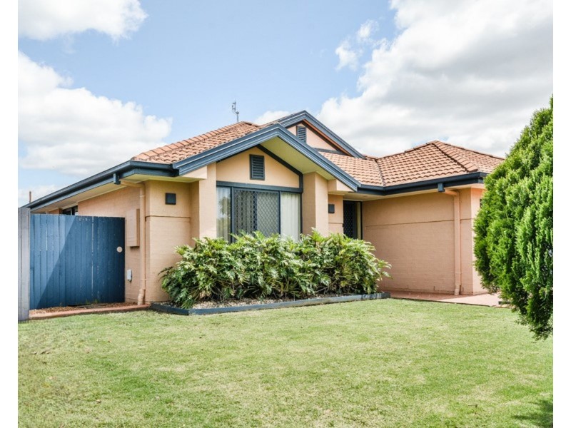 115 Albany Street, Sippy Downs QLD 4556