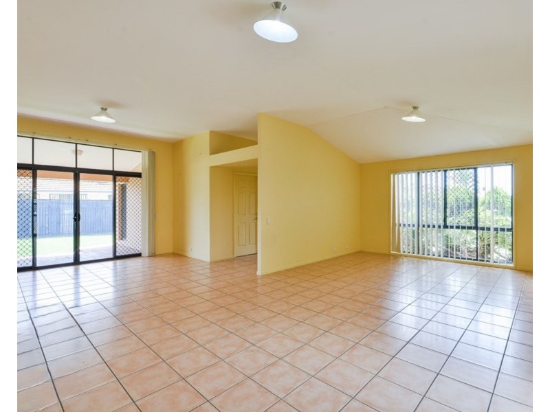 115 Albany Street, Sippy Downs QLD 4556