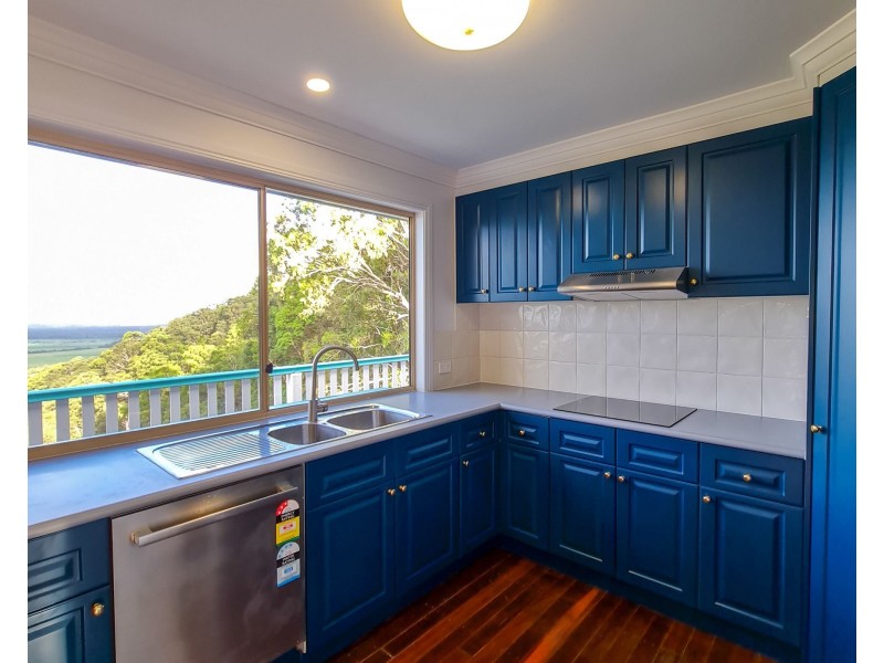 211 Ocean Vista Drive, Maroochy River QLD 4561