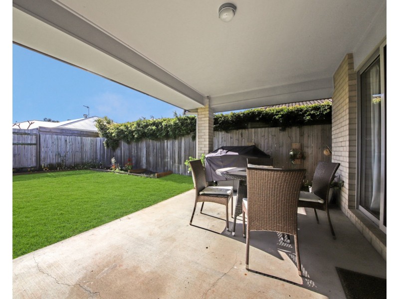 17 Apple Crescent, Caloundra West QLD 4551