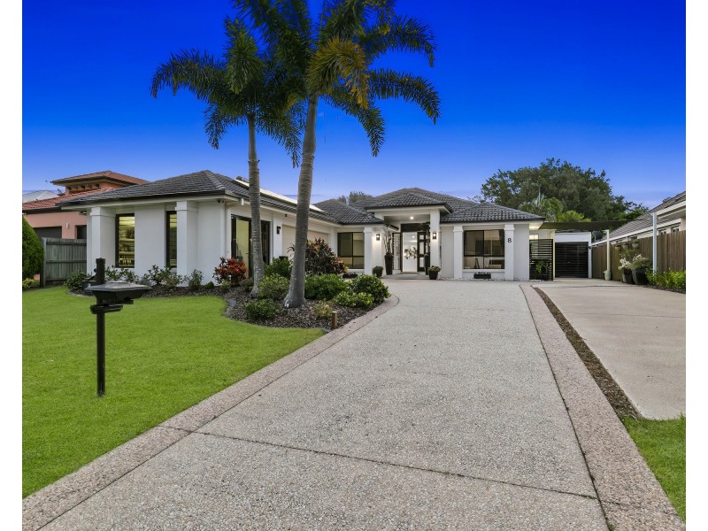 8 Midden Place, Pelican Waters QLD 4551