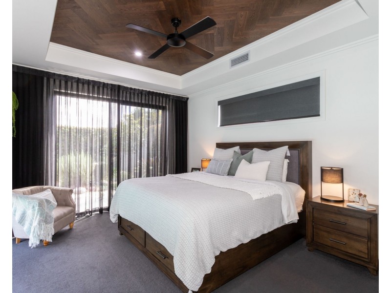 11 Sydney Avenue, Pelican Waters QLD 4551