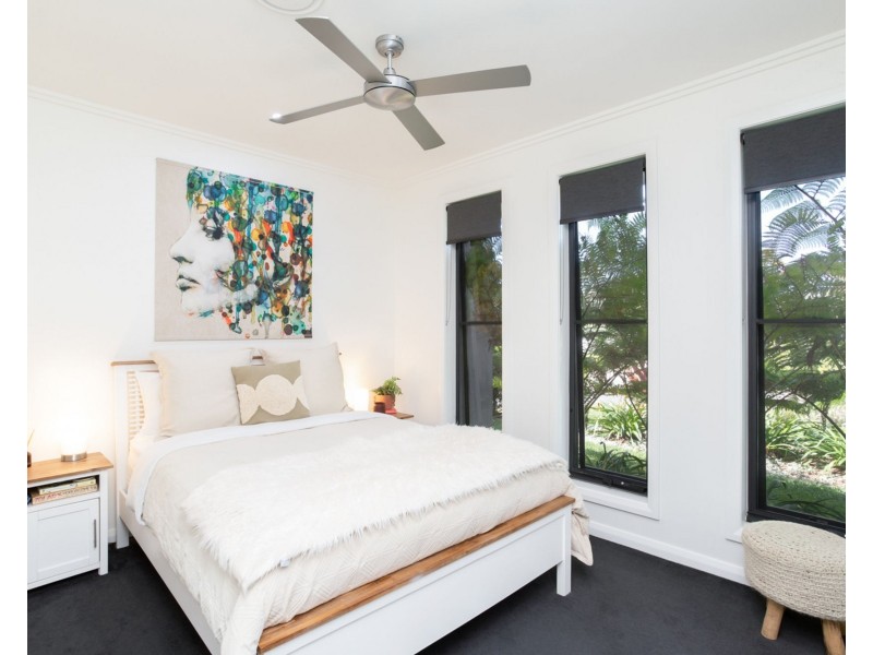 11 Sydney Avenue, Pelican Waters QLD 4551