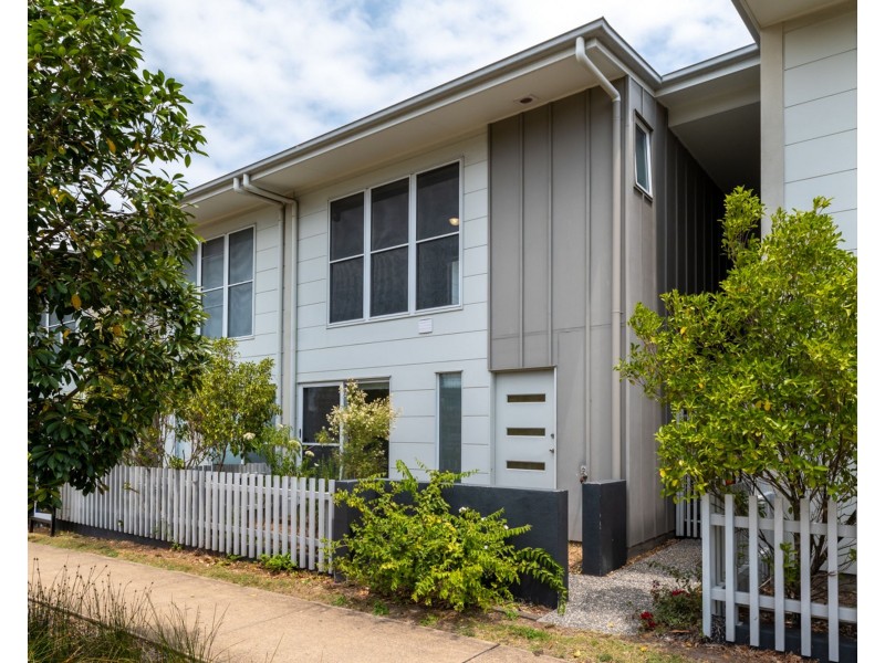 17 Cobalt Crescent, Caloundra West QLD 4551