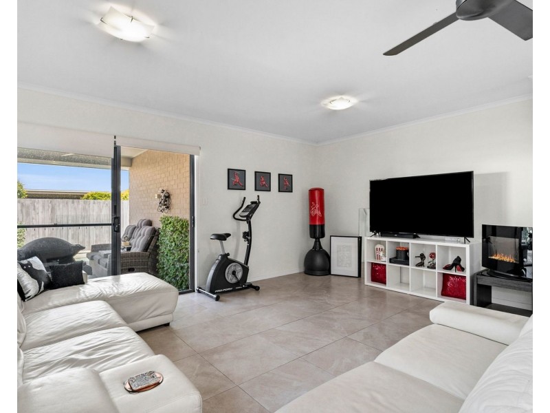 23 Ochre Crescent, Caloundra West QLD 4551