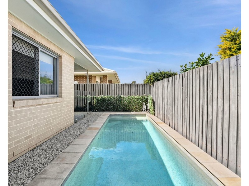 23 Ochre Crescent, Caloundra West QLD 4551