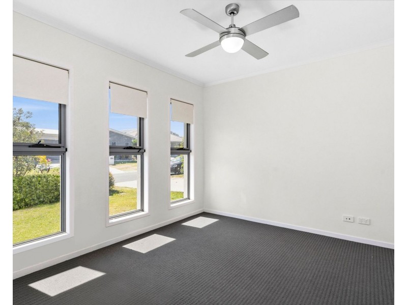 23 Ochre Crescent, Caloundra West QLD 4551