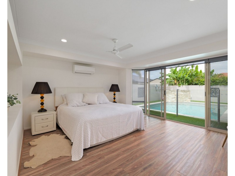 5 Campbellville Circuit, Pelican Waters QLD 4551