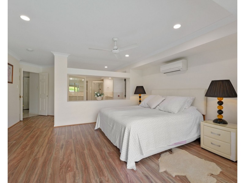 5 Campbellville Circuit, Pelican Waters QLD 4551