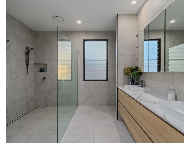 71 Warrego Drive, Pelican Waters QLD 4551