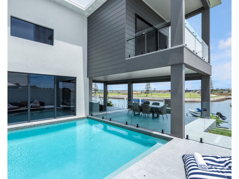 74 Marina View Drive, Pelican Waters QLD 4551
