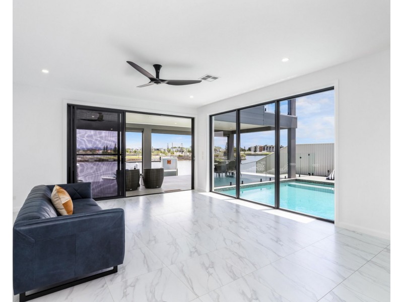 74 Marina View Drive, Pelican Waters QLD 4551