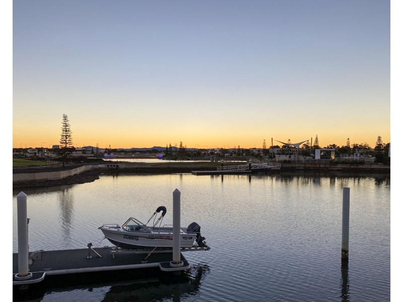 74 Marina View Drive, Pelican Waters QLD 4551