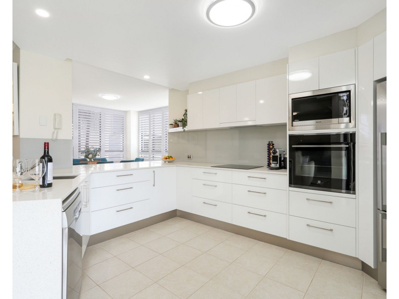 21/1 Millennium Circuit, Pelican Waters QLD 4551