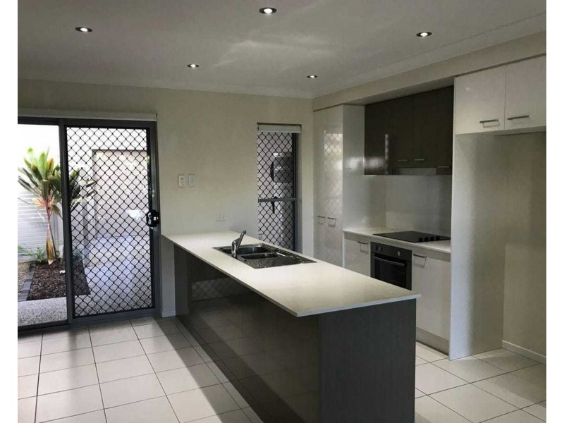 2/13 Forsayth lane, Maroochydore QLD 4558