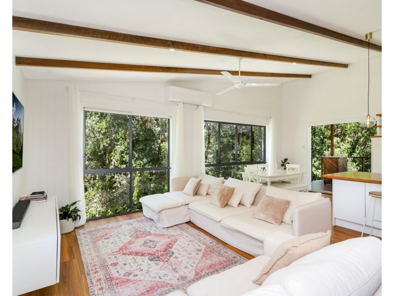 80 Panorama Drive, Nambour QLD 4560