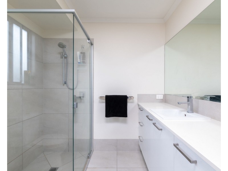27 Prudence Place, Meridan Plains QLD 4551